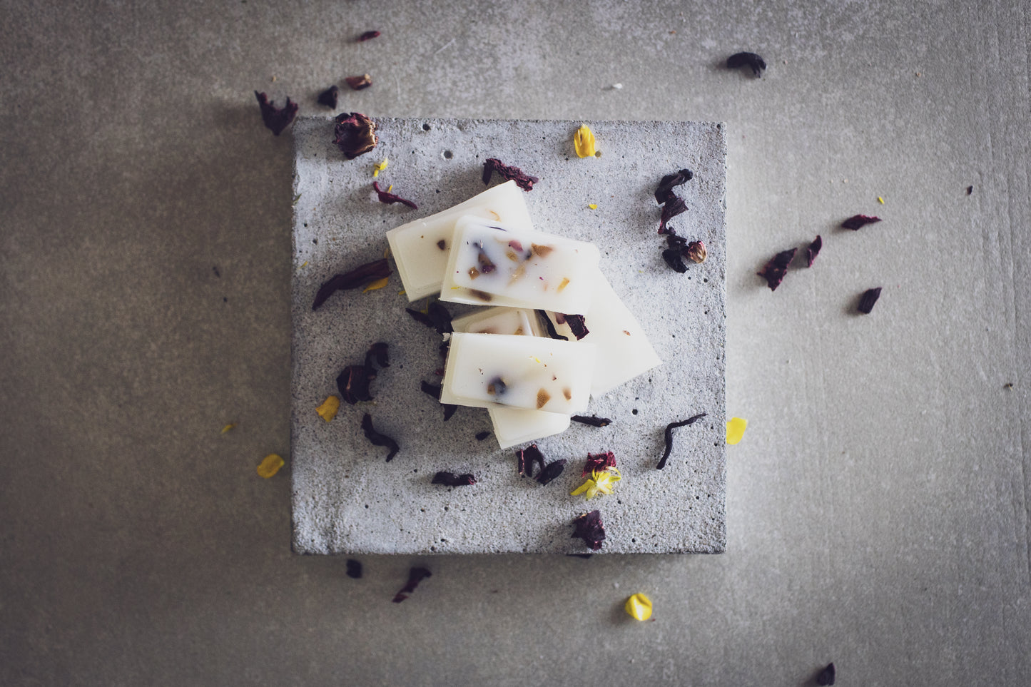 Pause Botanical Wax Melts (Cuban Tobacco & Oak)